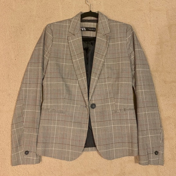 Zara blazer, size small
